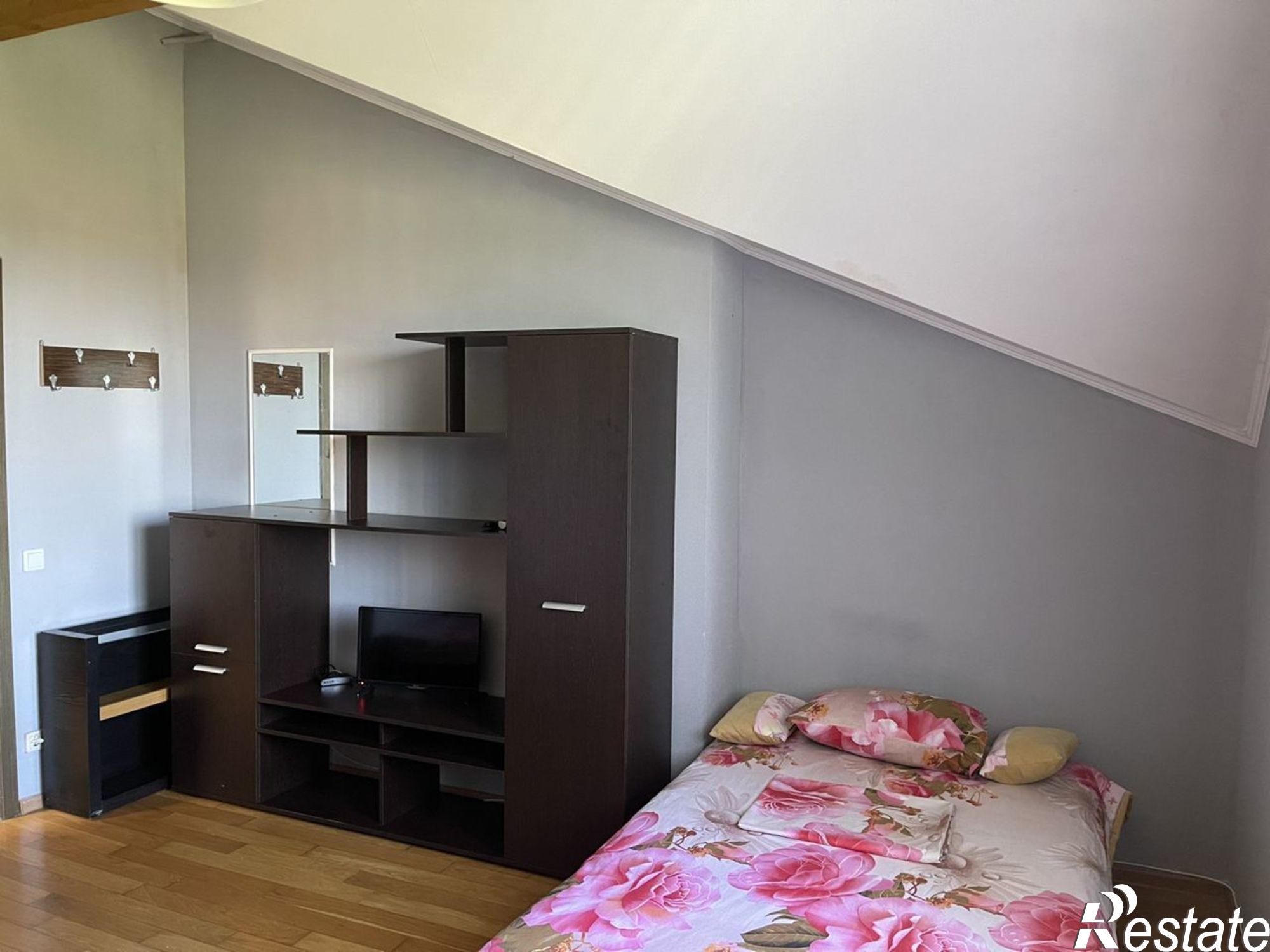 Сдать дачу, дом, коттедж за 10 000 рублей на улица Вице-адмирала Щедрина, 11