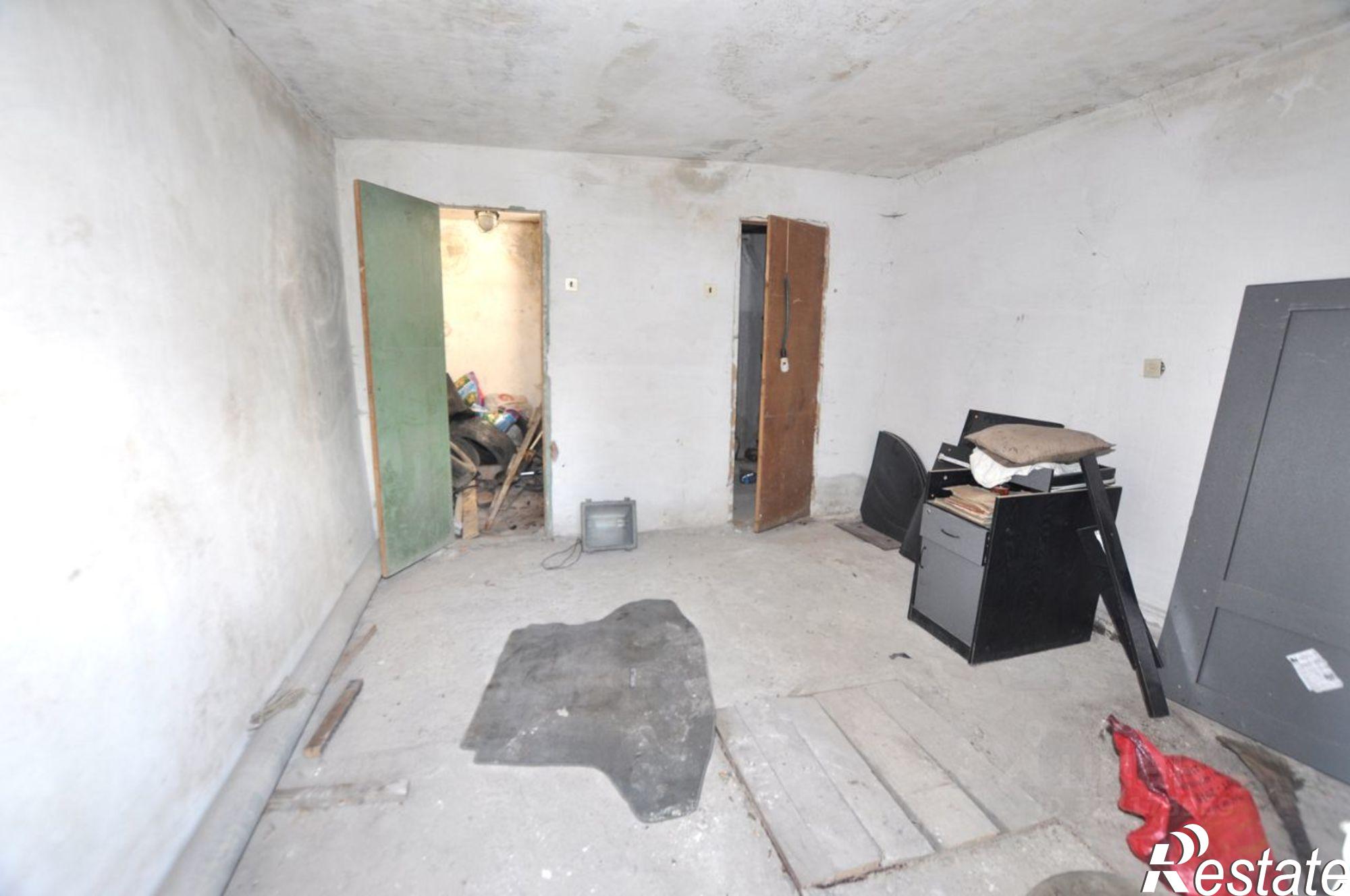 Купить гараж, место в паркинге за 2 400 010 рублей на Кадошская улица, 7