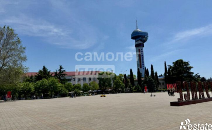 2-комн квартира улица Клары Цеткин, 1,  д. 1