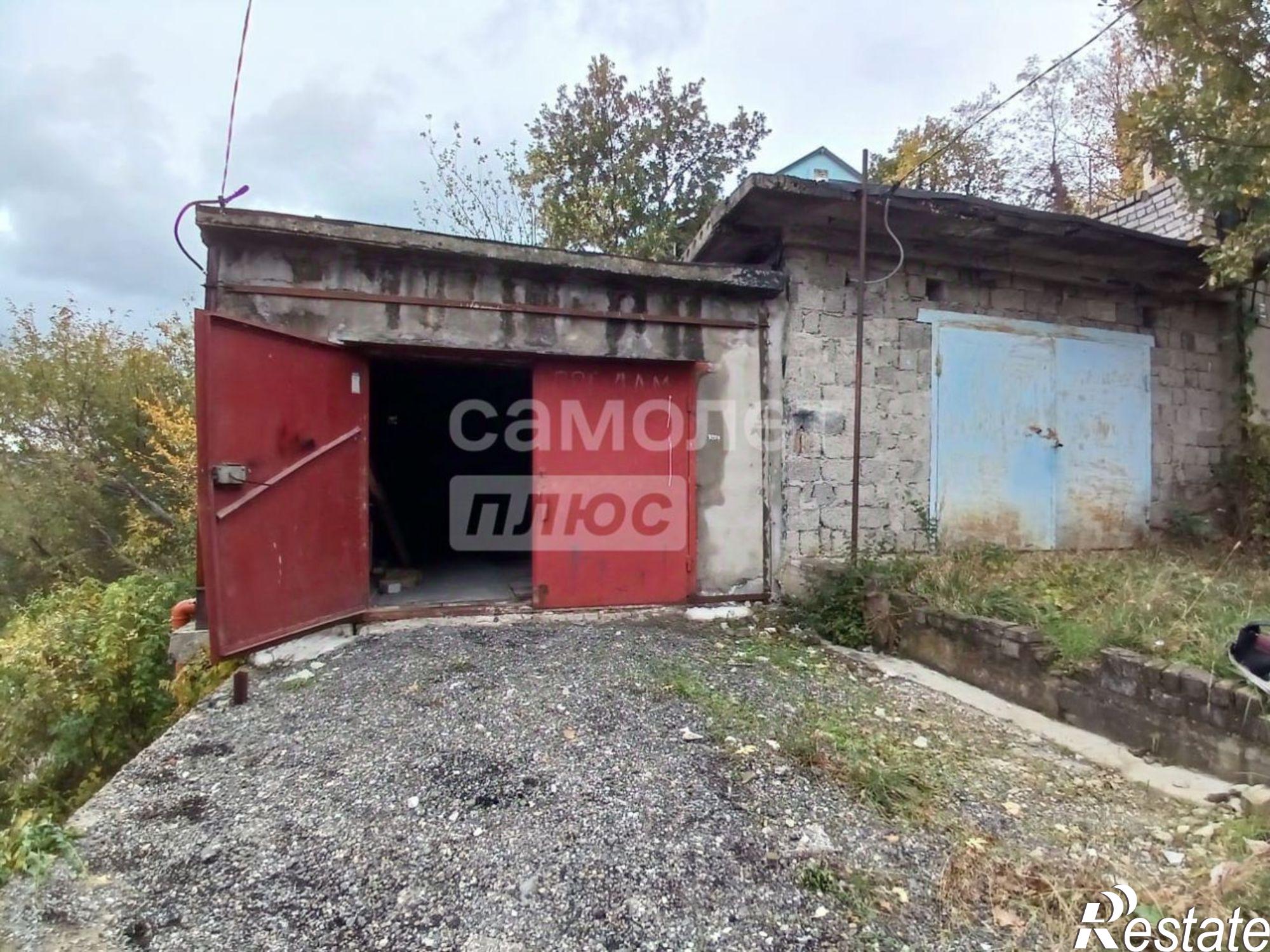 Купить гараж, место в паркинге за 1 500 020 рублей на Лазурная улица, 25Б