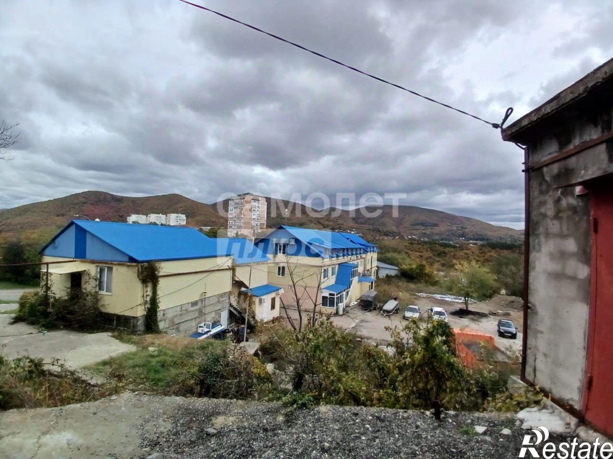 Купить гараж, место в паркинге за 1 500 020 рублей на Лазурная улица, 25Б