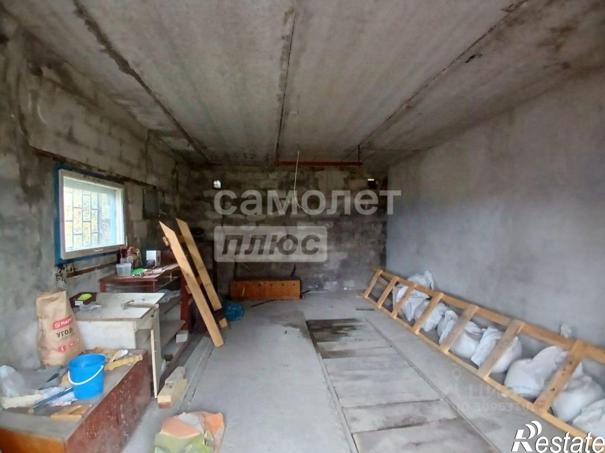 Купить гараж, место в паркинге за 1 500 020 рублей на Лазурная улица, 25Б