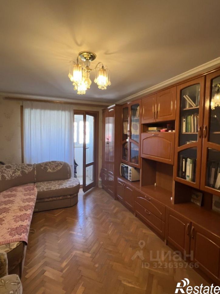 3-комн квартира улица Калинина, 47,  д. 47