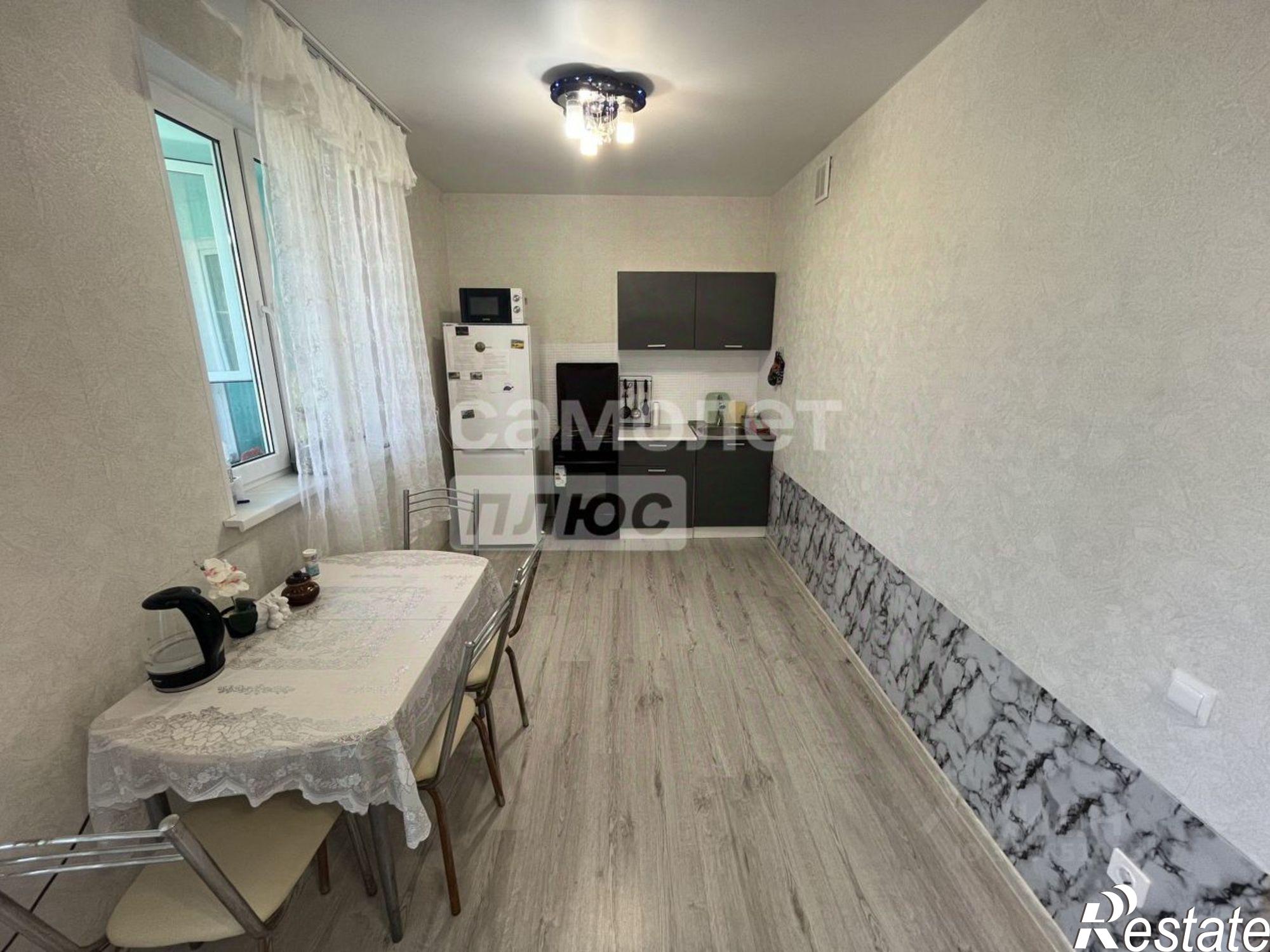 Купить квартиру за 9 300 000 рублей на улица Портовиков, 39/4