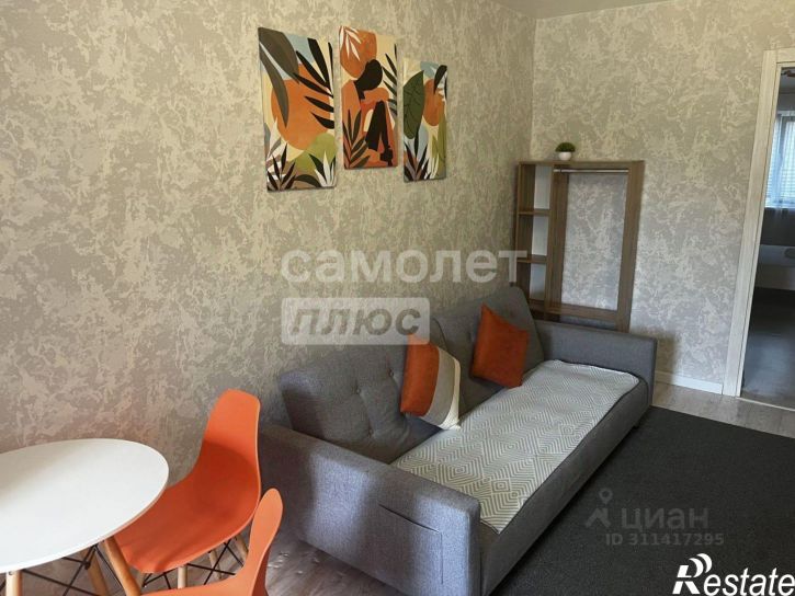 2-комн квартира улица Карла Маркса, 93,  д. 93