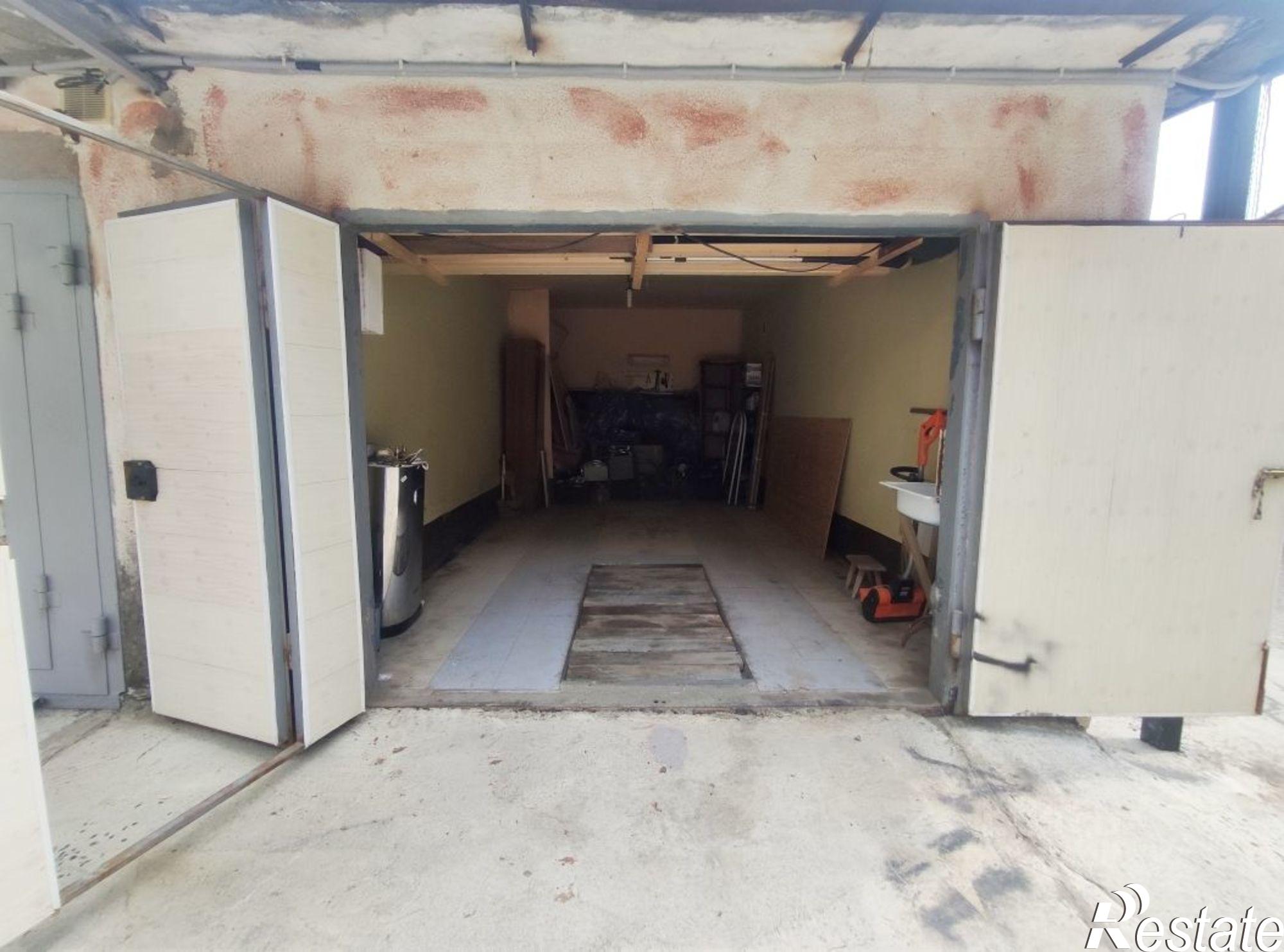 Купить гараж, место в паркинге за 1 892 610 рублей на ул Калараша, 3А