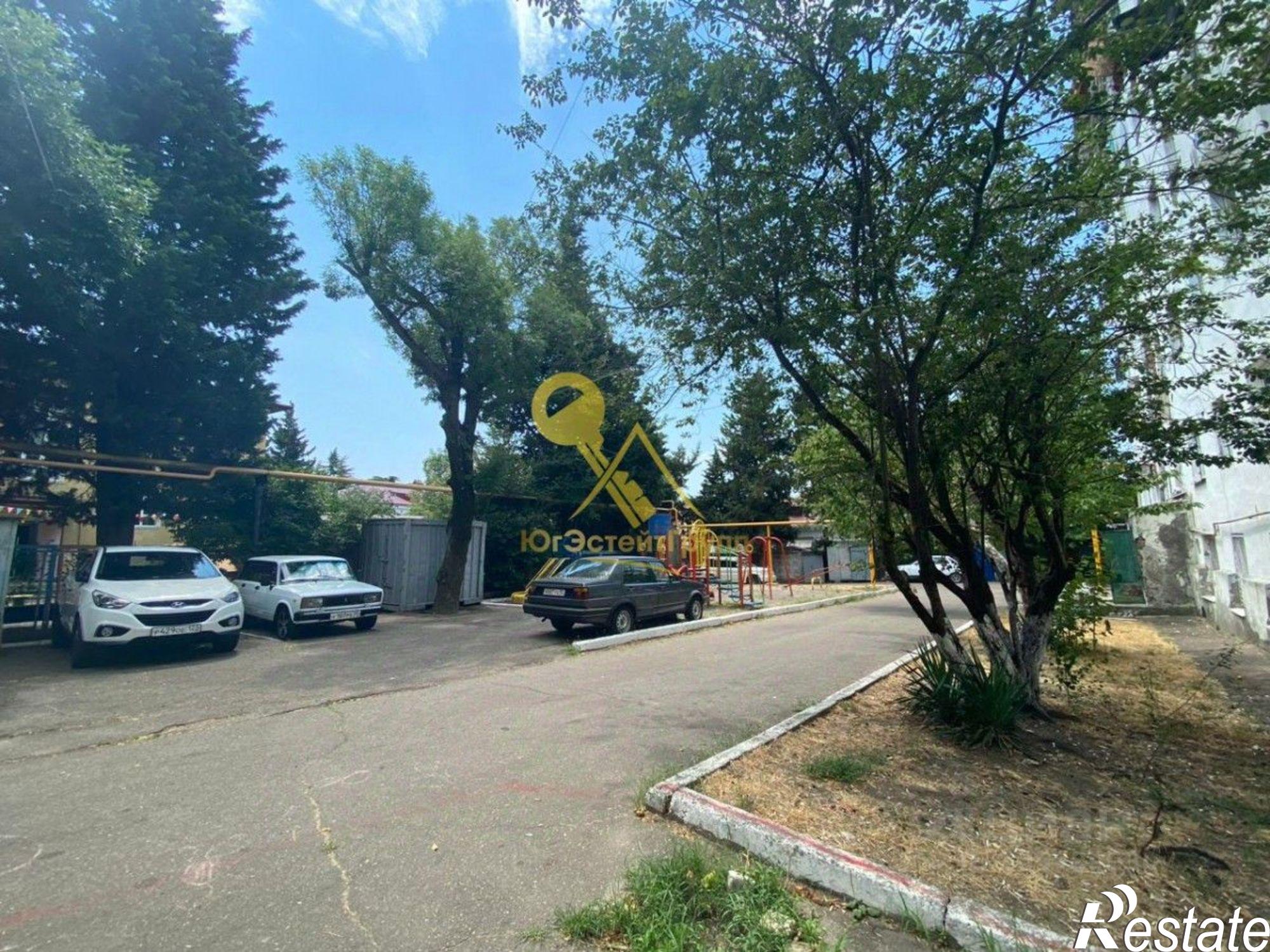 Купить комнату за 2 000 000 рублей на ул С.Перовской, 18