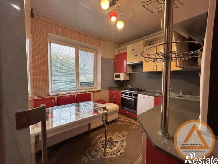 1-комн квартира улица Адмирала Макарова, 31П,  д. 31П