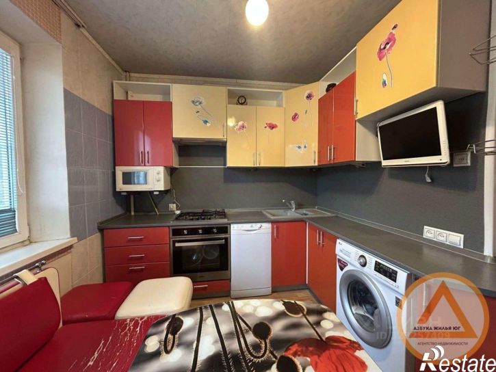 1-комн квартира улица Адмирала Макарова, 31П,  д. 31П