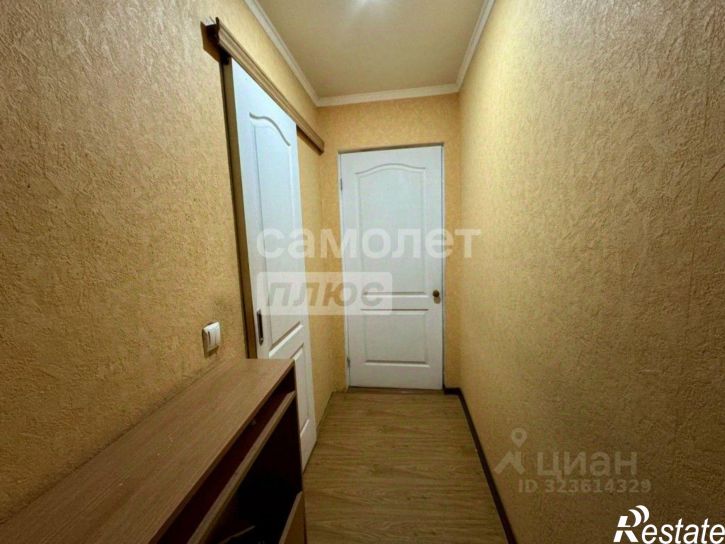 2-комн квартира улица Клары Цеткин, 1,  д. 1