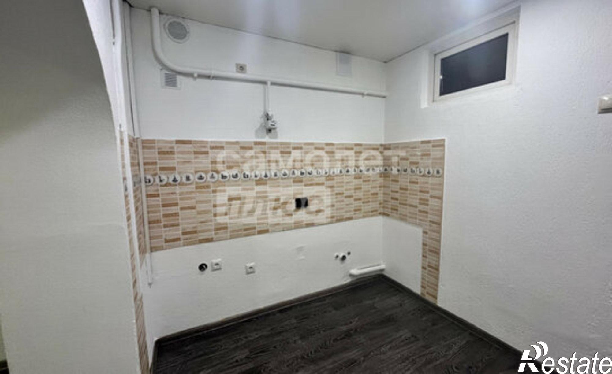 Купить квартиру за 6 050 000 рублей на ул Б. Хмельницкого, 6