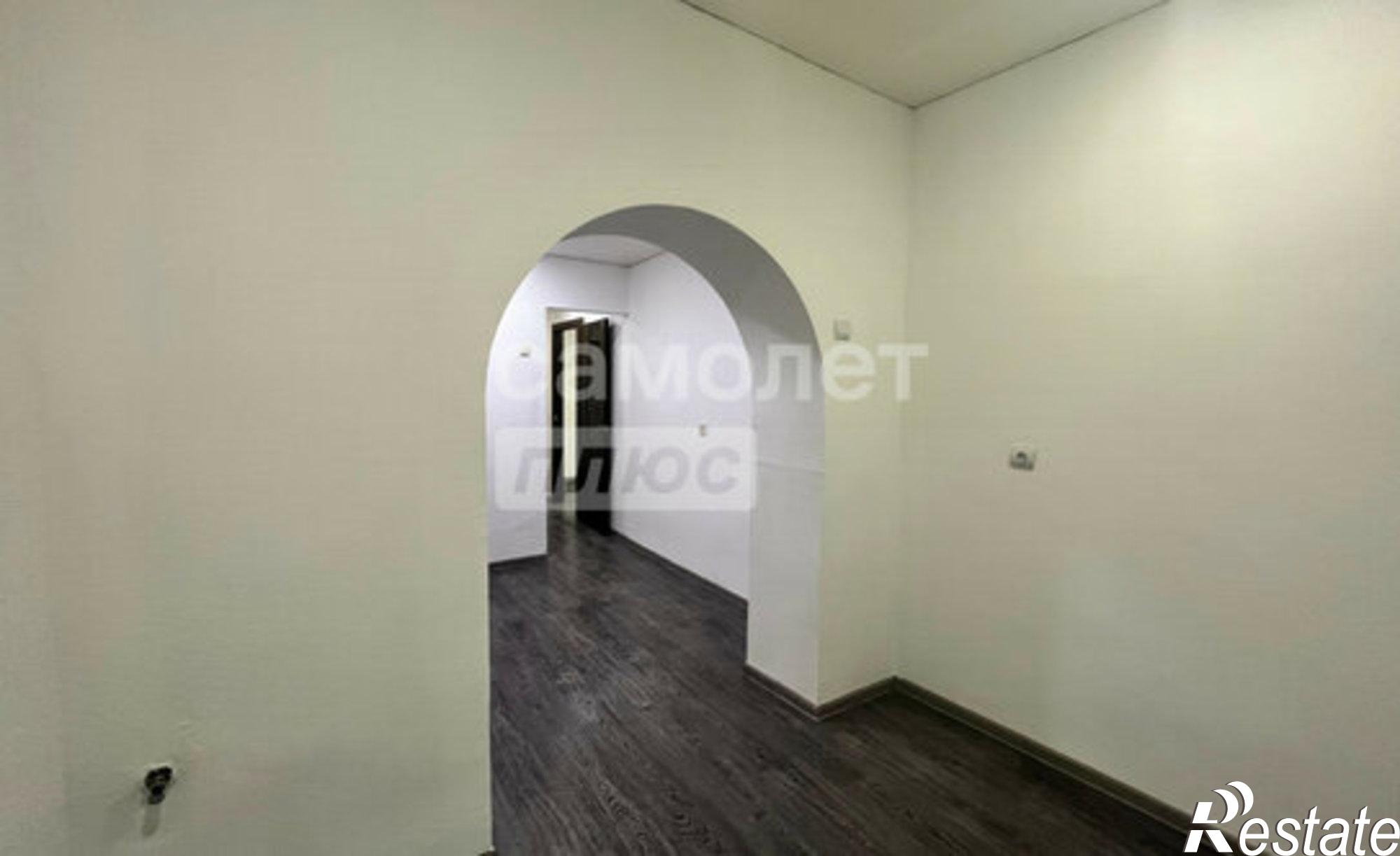 Купить квартиру за 6 050 000 рублей на ул Б. Хмельницкого, 6