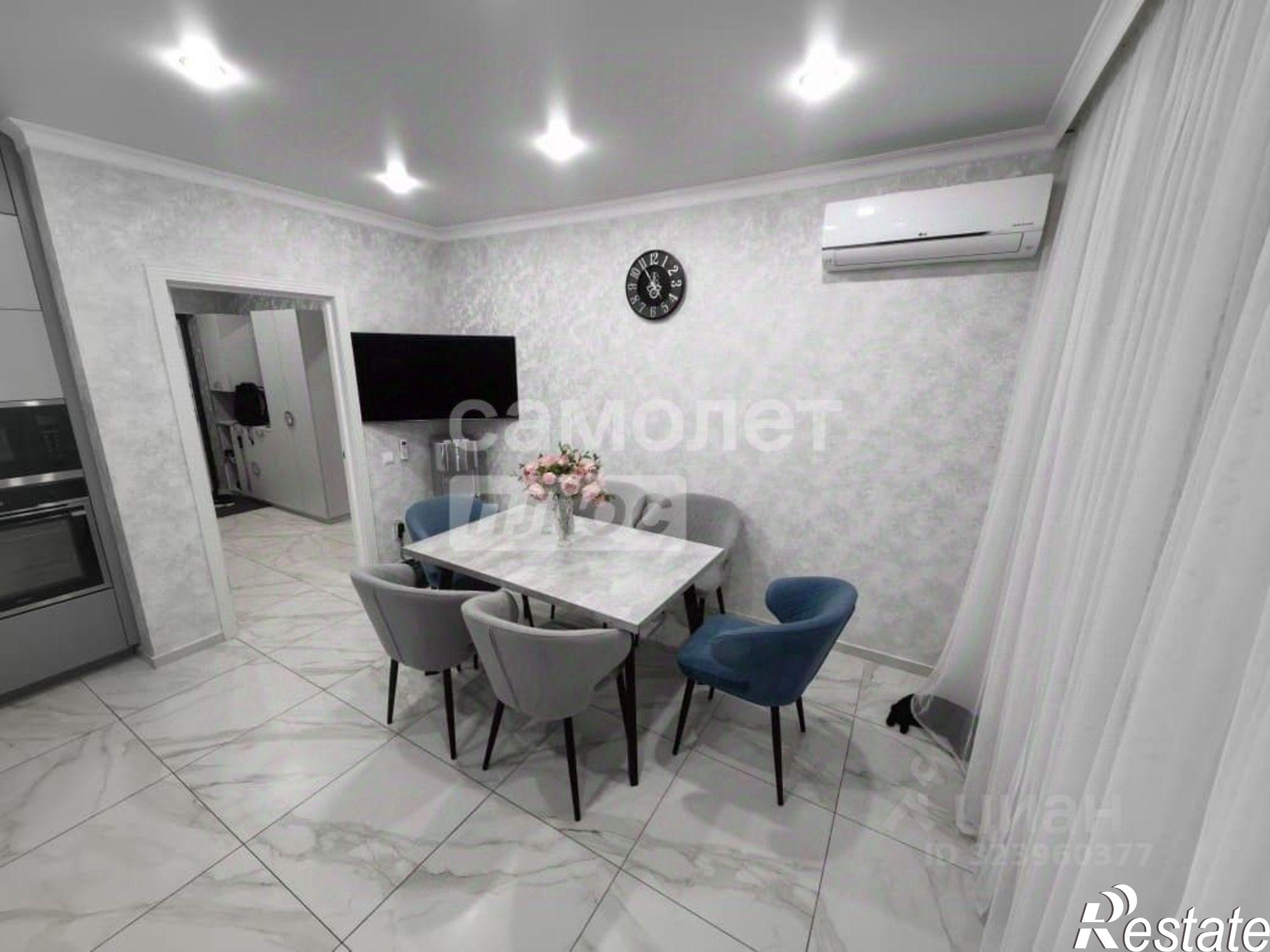 Купить квартиру за 15 500 000 рублей на улица Портовиков, 39/1