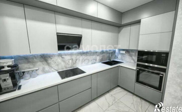 3-комн квартира улица Портовиков, 39/4,  д. 39/4