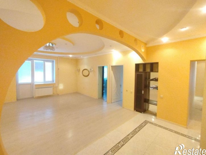 6-комн квартира Деповская улица, 21А,  д. 21А