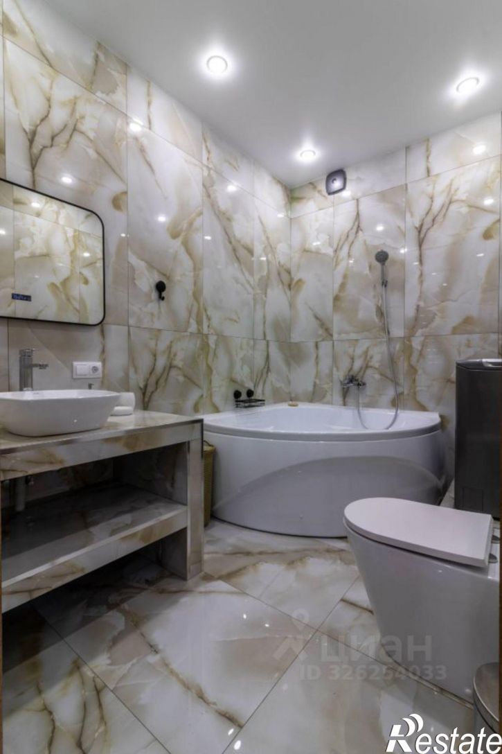 2-комн квартира Лазурная улица, 77А,  д. 77А