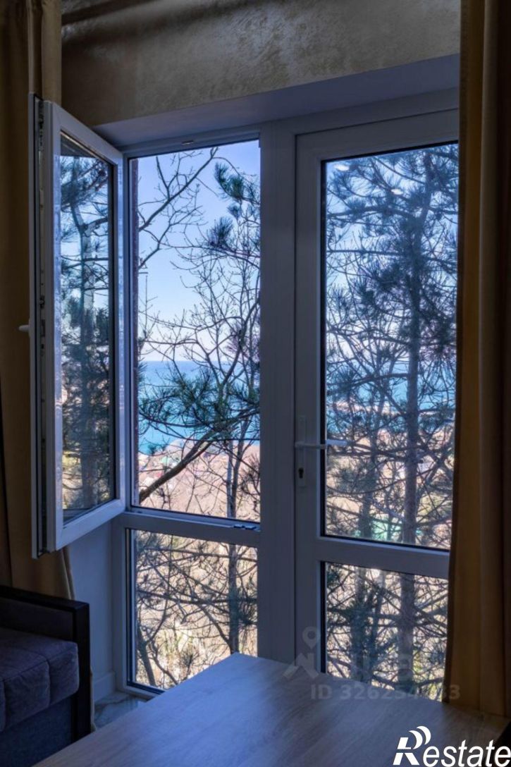 2-комн квартира Лазурная улица, 77А,  д. 77А