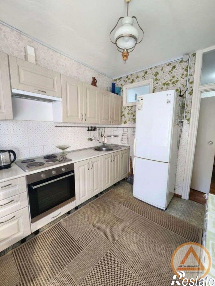 2-комн квартира Армавирская улица, 8,  д. 8