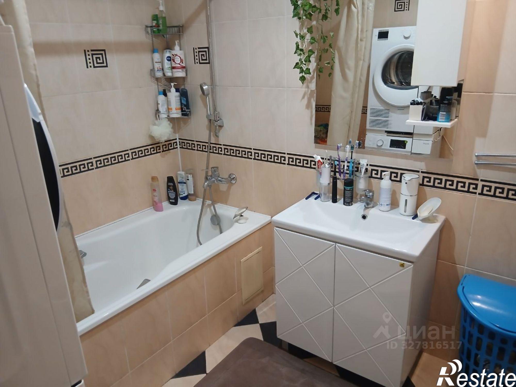 Купить дачу, дом, коттедж за 17 000 000 рублей на ул Туапсинская, 17