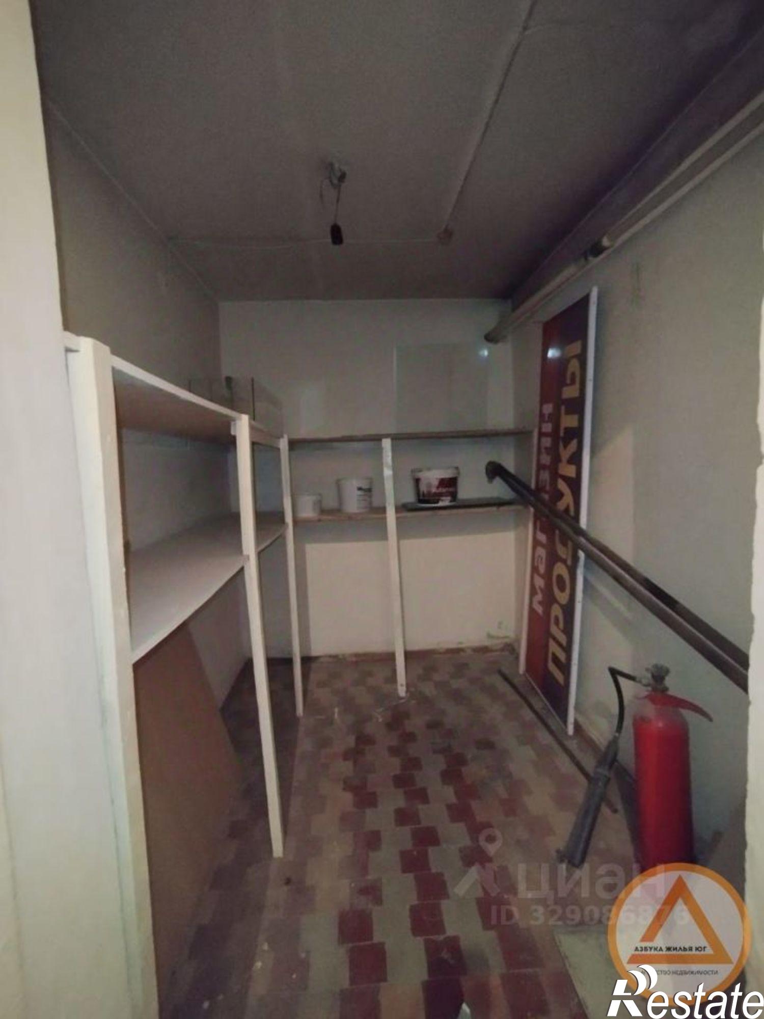 Купить торговое помещение за 10 000 100 рублей на ул Свободы, 14А