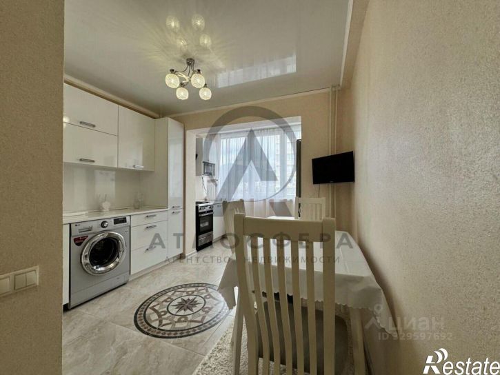 2-комн квартира Звёздная улица, 35,  д. 35