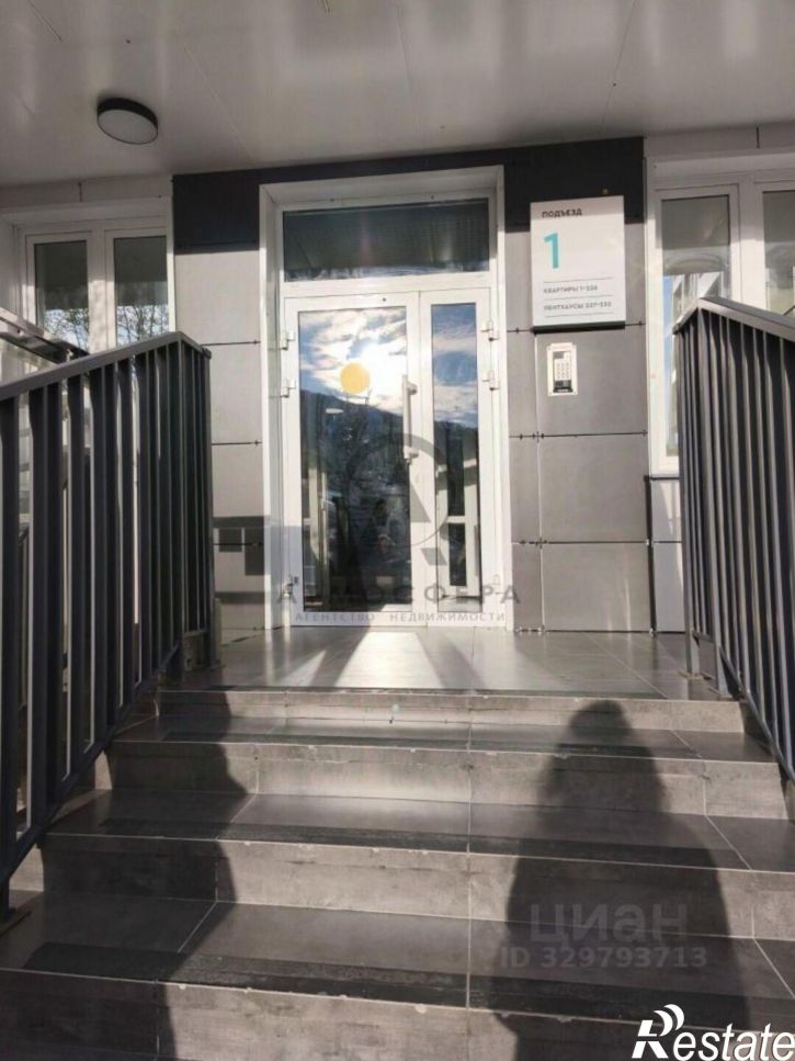 1-комн квартира улица Портовиков, 3,  д. 3