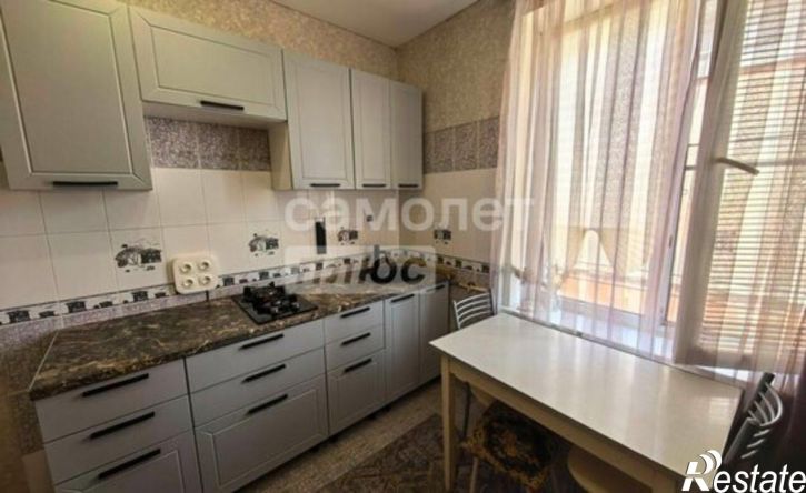 2-комн квартира улица Полетаева, 15,  д. 15