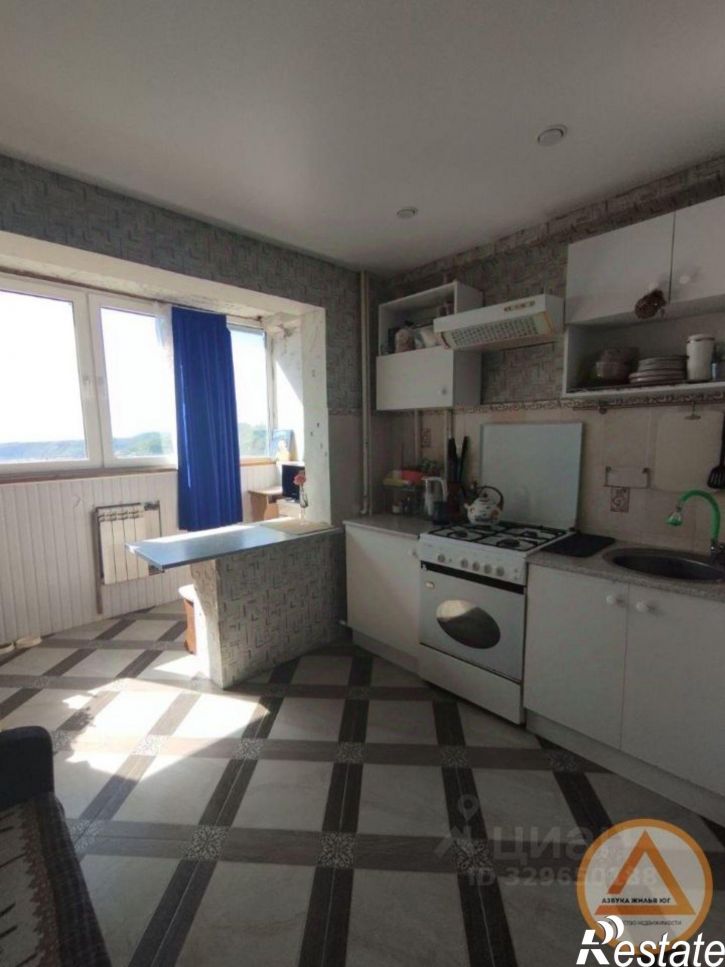 3-комн квартира ул Звездная, 35,  д. 35