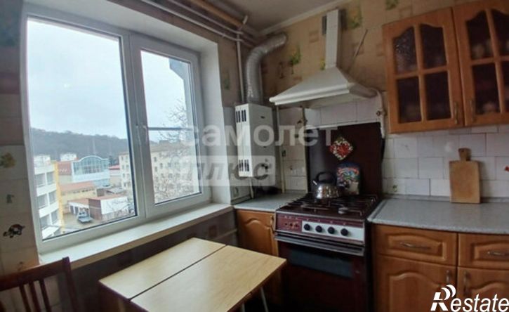3-комн квартира улица Галины Петровой, 9,  д. 9