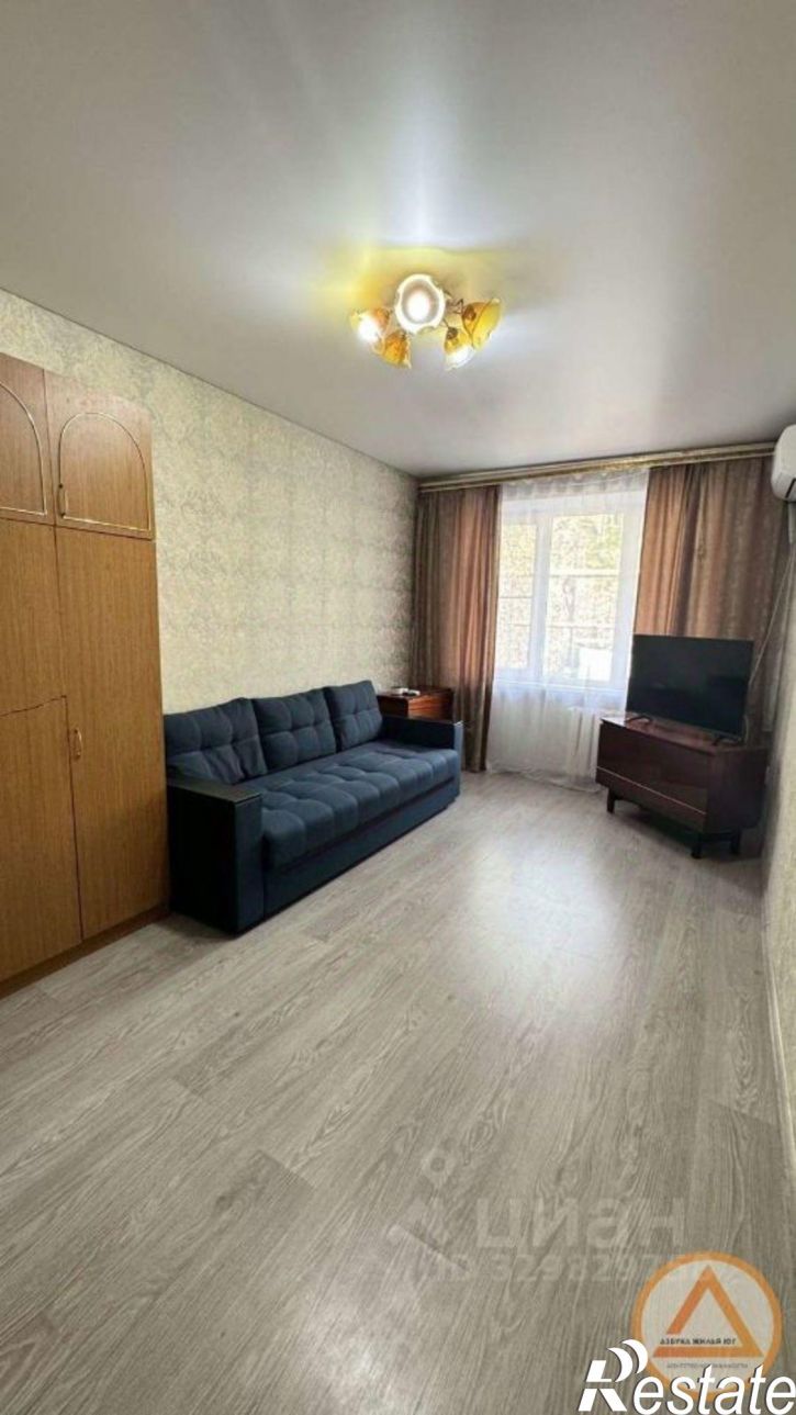 2-комн квартира улица Маршала Жукова, 13А,  д. 13А