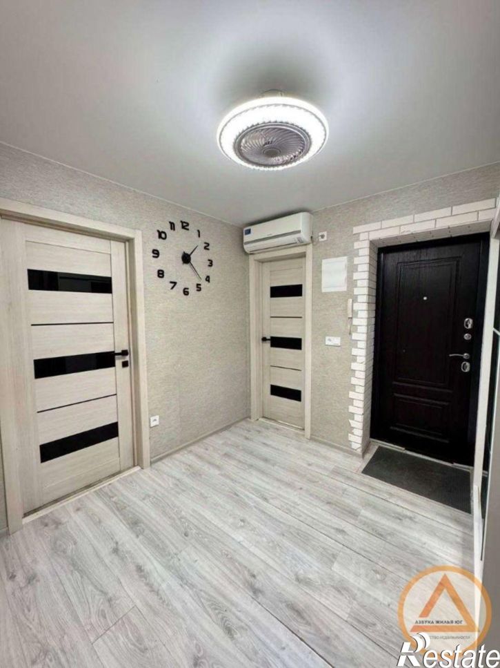 4-комн квартира Ленинградская улица, 5,  д. 5