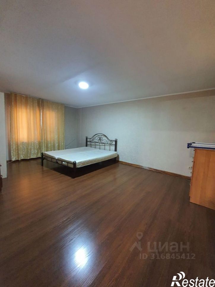 1-комн квартира улица Космонавтов, 20,  д. 20