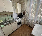 1-комн, 27кв м, этаж 3/3 ул Октябрьской революции, 7