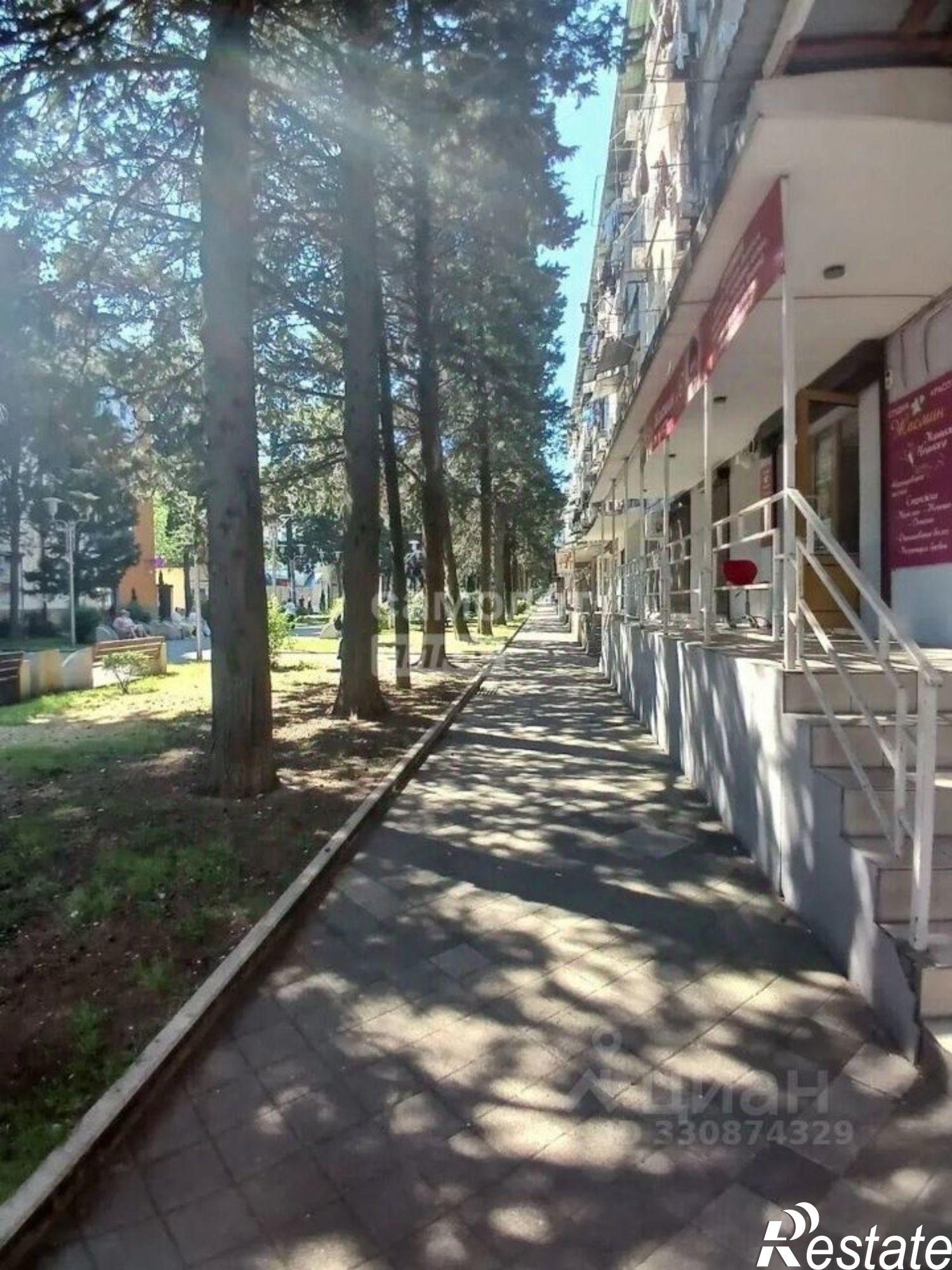 Купить торговое помещение за 7 300 030 рублей на улица Галины Петровой, 11