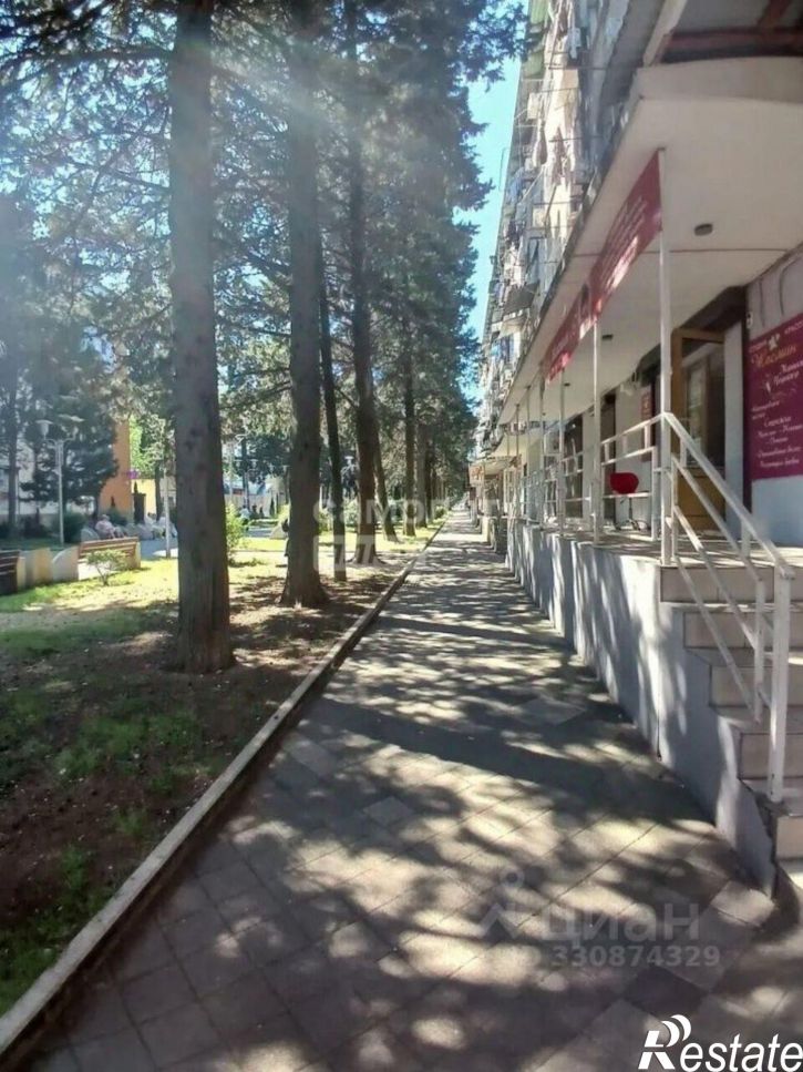 Торговое помещение улица Галины Петровой, 11,  д. 11