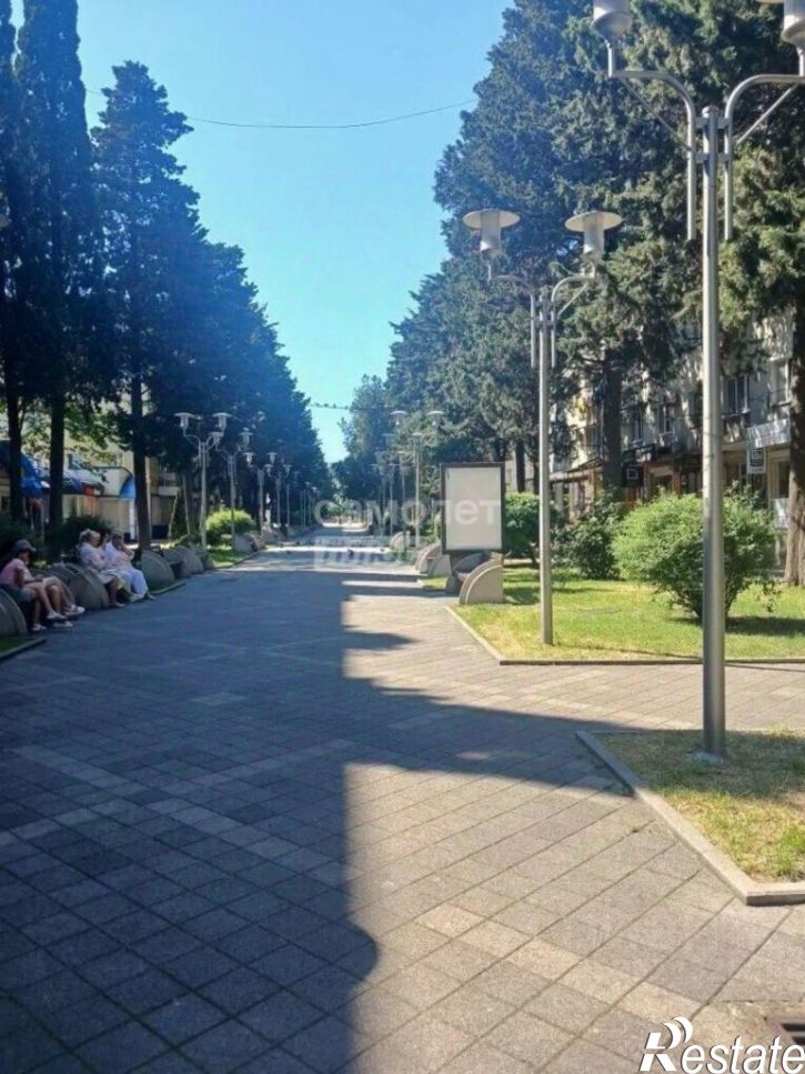 Торговое помещение улица Галины Петровой, 11,  д. 11
