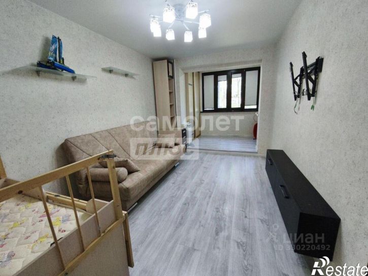 3-комн квартира Ленинградская улица, 12,  д. 12