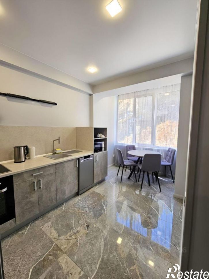 2-комн квартира улица Калараша, 83,  д. 83