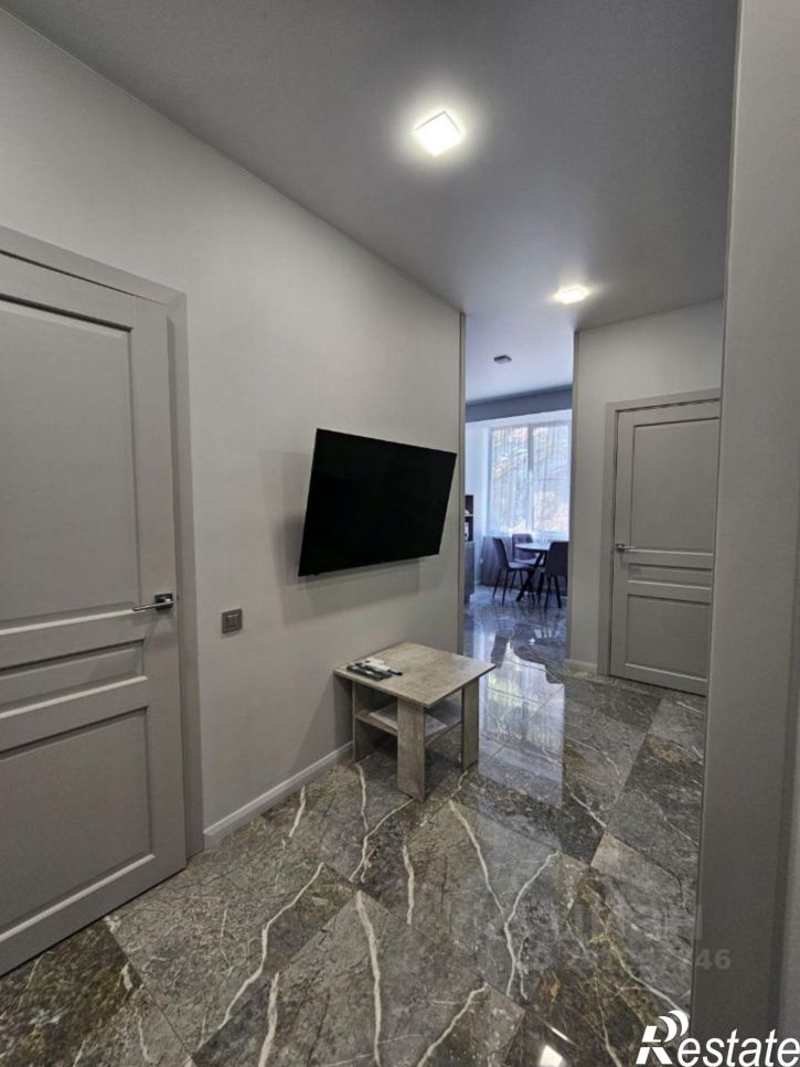 2-комн квартира улица Калараша, 83,  д. 83