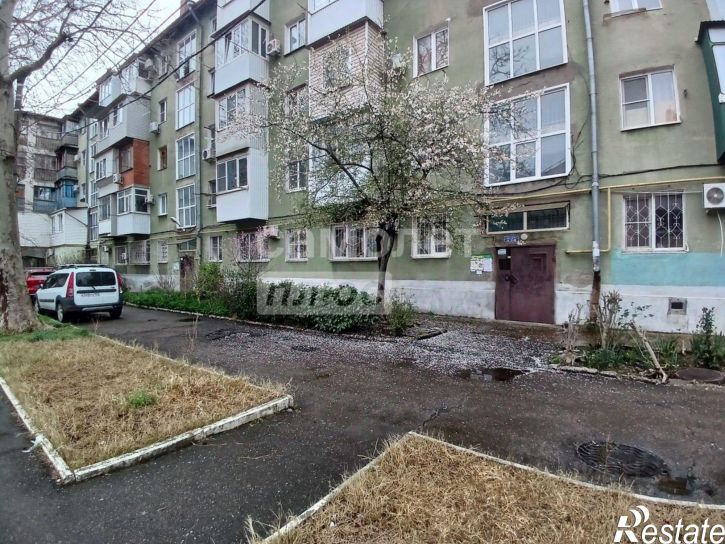 3-комн квартира улица Галины Петровой, 9,  д. 9