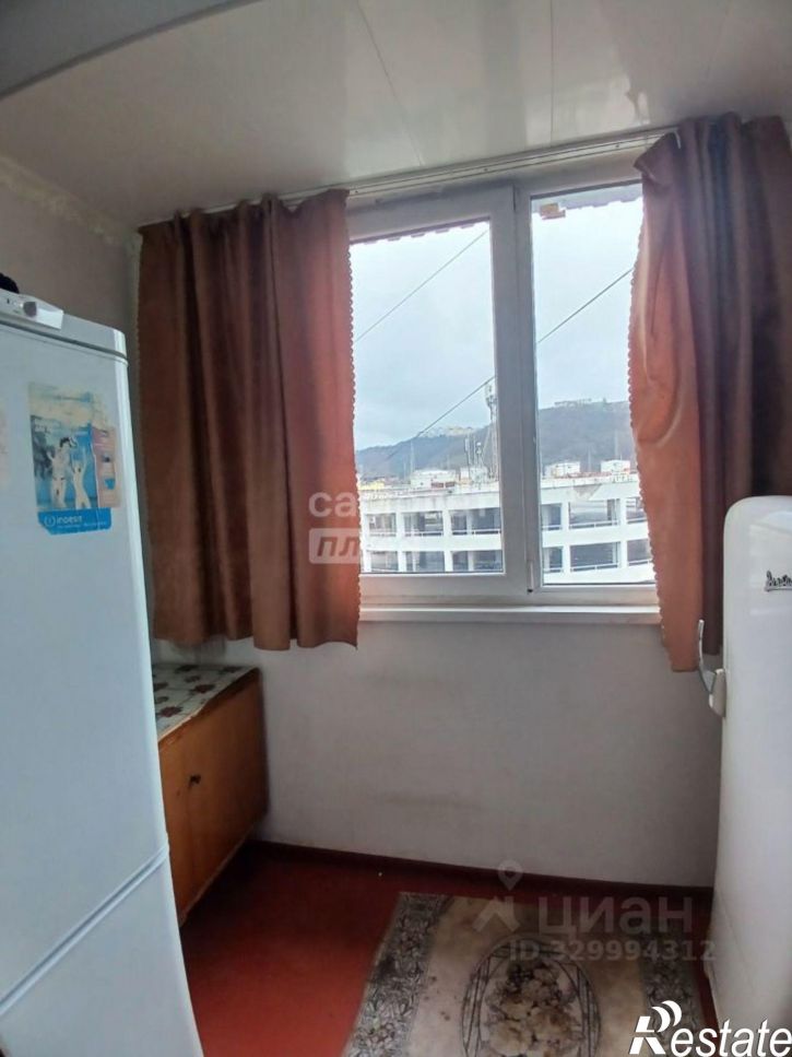 3-комн квартира улица Галины Петровой, 9,  д. 9