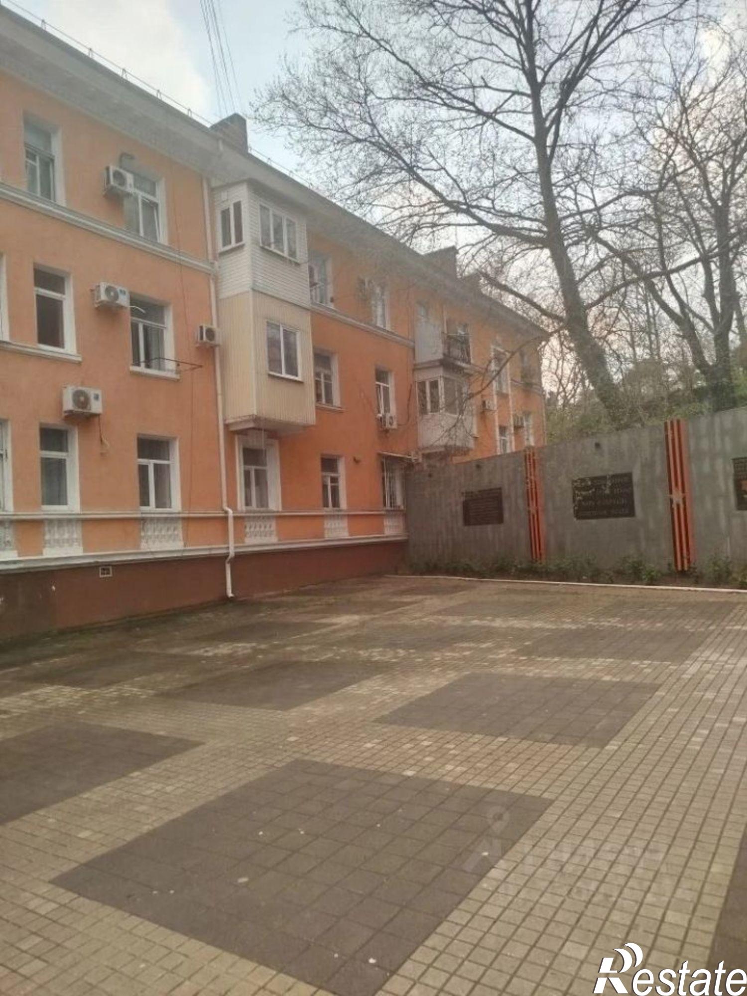 Купить комнату за 2 600 000 рублей на ул Октябрьской революции, 3