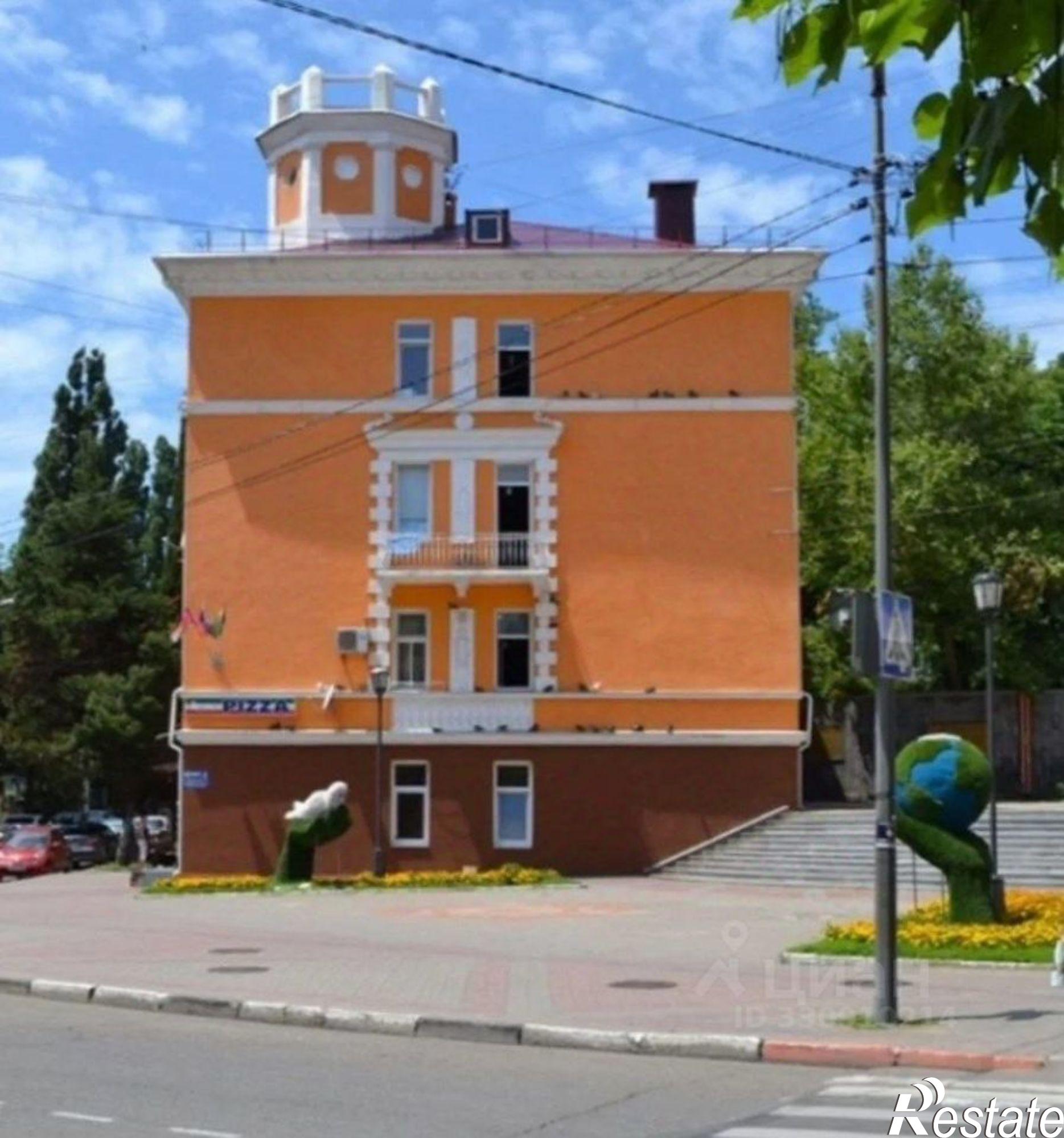 Купить комнату за 2 600 000 рублей на ул Октябрьской революции, 3
