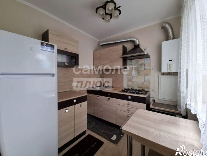 2-комн квартира ул Г. Петровой, 4,  д. 4