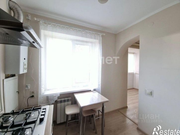 2-комн квартира ул Г. Петровой, 4,  д. 4