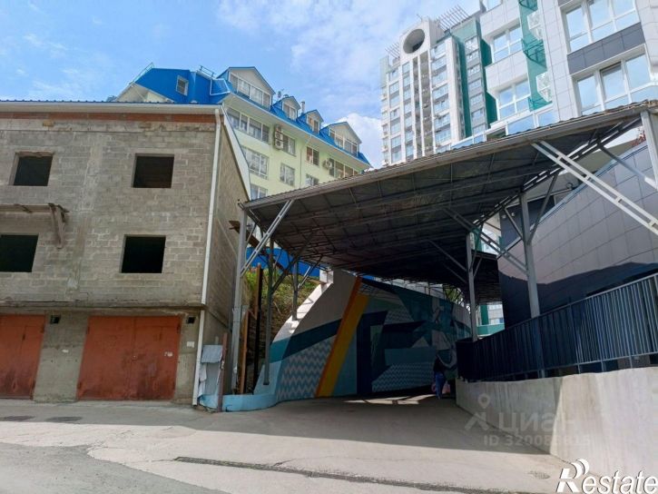Гараж/парковка улица Портовиков, 13,  д. 13