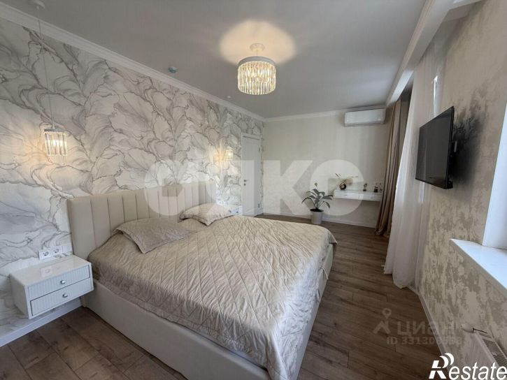 3-комн квартира улица Портовиков, 3,  д. 3