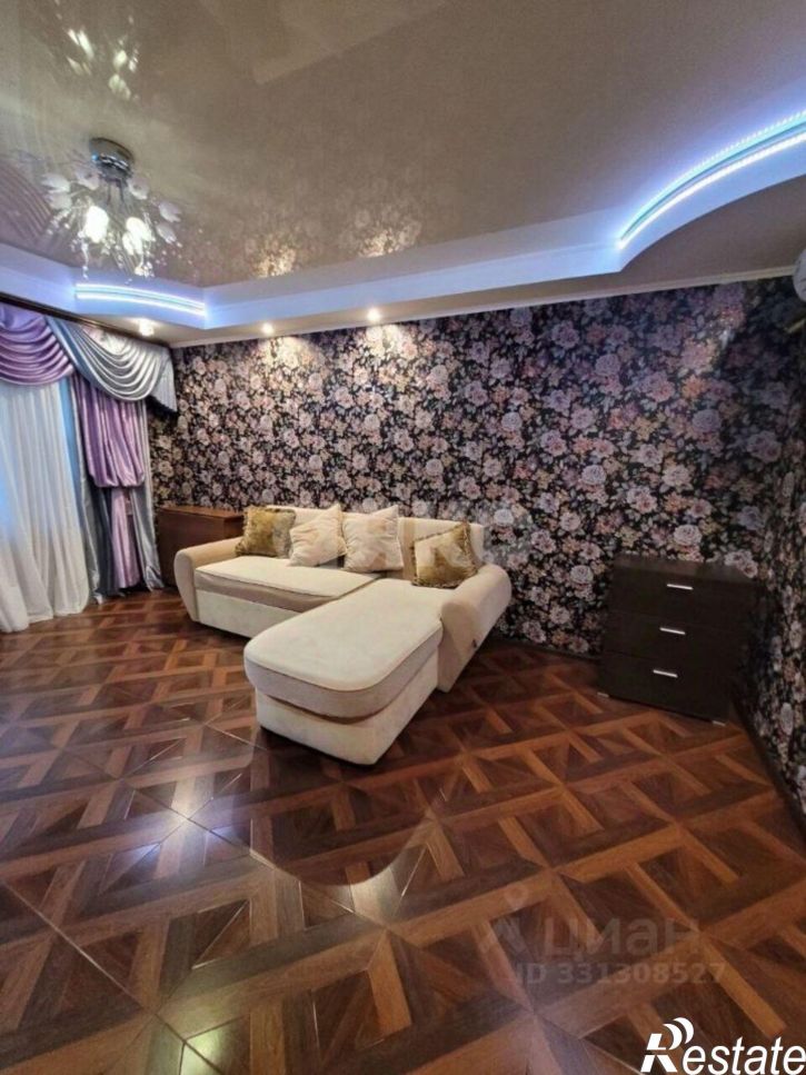 3-комн квартира ул Звездная, 35,  д. 35