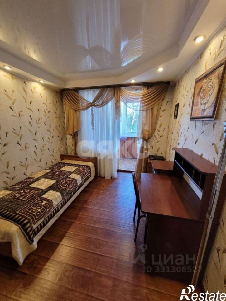 3-комн квартира ул Звездная, 35,  д. 35