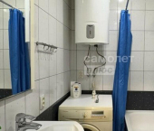 2-комн, 43кв м, этаж 1/4 улица Маршала Жукова, 25